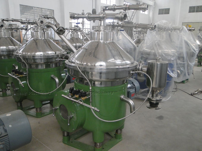 La máquina virginal de la centrifugadora del aceite de coco del uso de la fábrica continua actúa el separador de aceite del disco