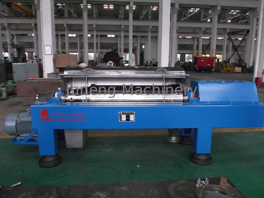 comprar Centrifugadora horizontal del tornillo para el sistema de desecación centrífugo del tratamiento de aguas residuales online manufacture