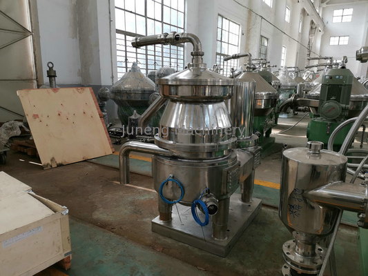 comprar Separador de aceite del disco del acero inoxidable con el sistema de control del PLC de sólido a líquido online manufacture